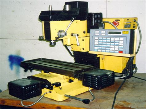 Dyna Myte 2400, CNC Vertical Milling Machine